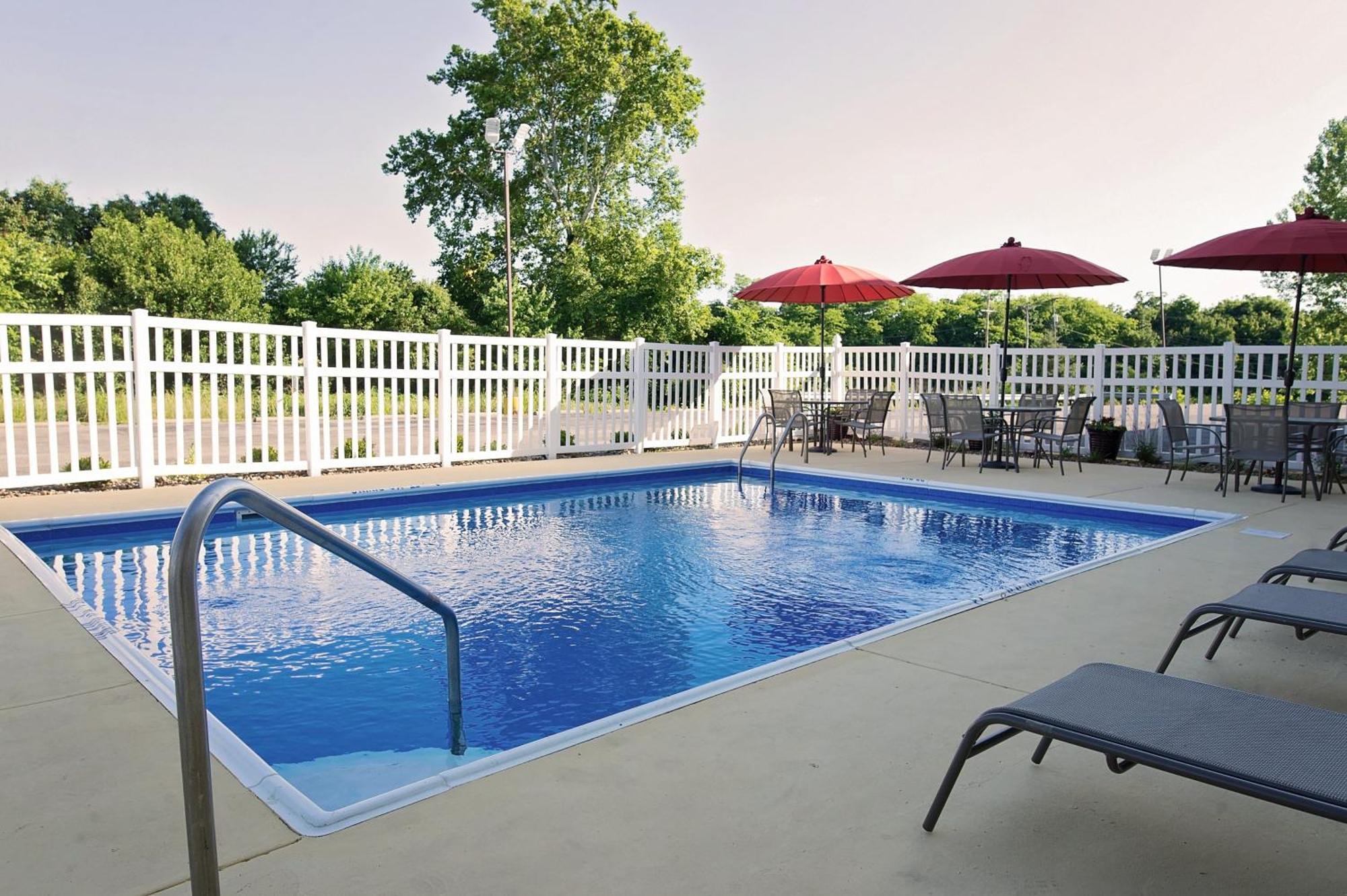 Red Roof Inn Georgetown, In - Louisville West מראה חיצוני תמונה
